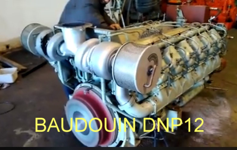 Motor baudoin DNP12 DE 500 HP 