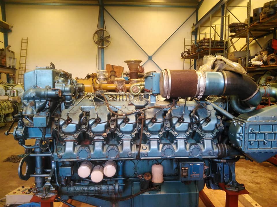 Motor baudoin 12M26