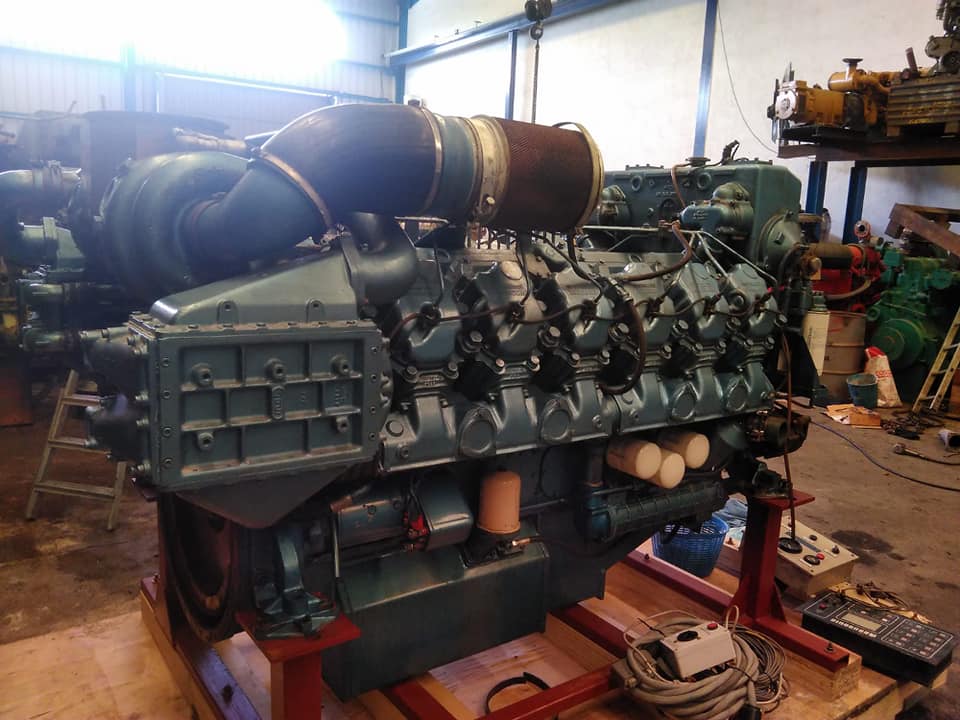 Motor baudoin 12M26